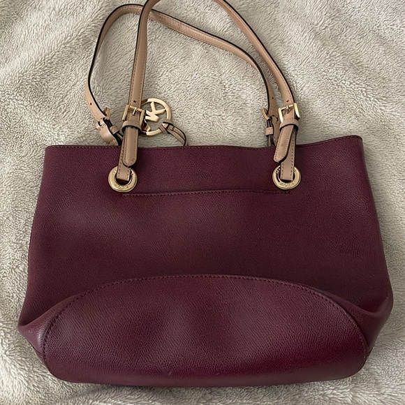 Michael Kors Burgundy satchel bag - Picture 3 of 4